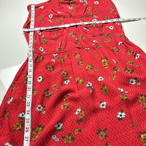Angie Red & Multicolor Floral Print Vneck Dress w/ Pockets, Sz M - Picture 9 of 11